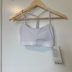 BRAND NEW Lululemon White Flow Y Bra